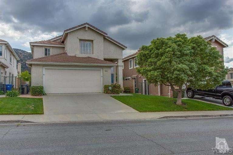 6706 Cowgirl Ct, Simi Valley, CA 93063