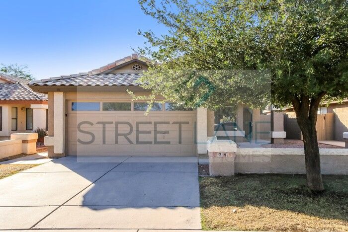 74 S Crestview St, Chandler, AZ 85226