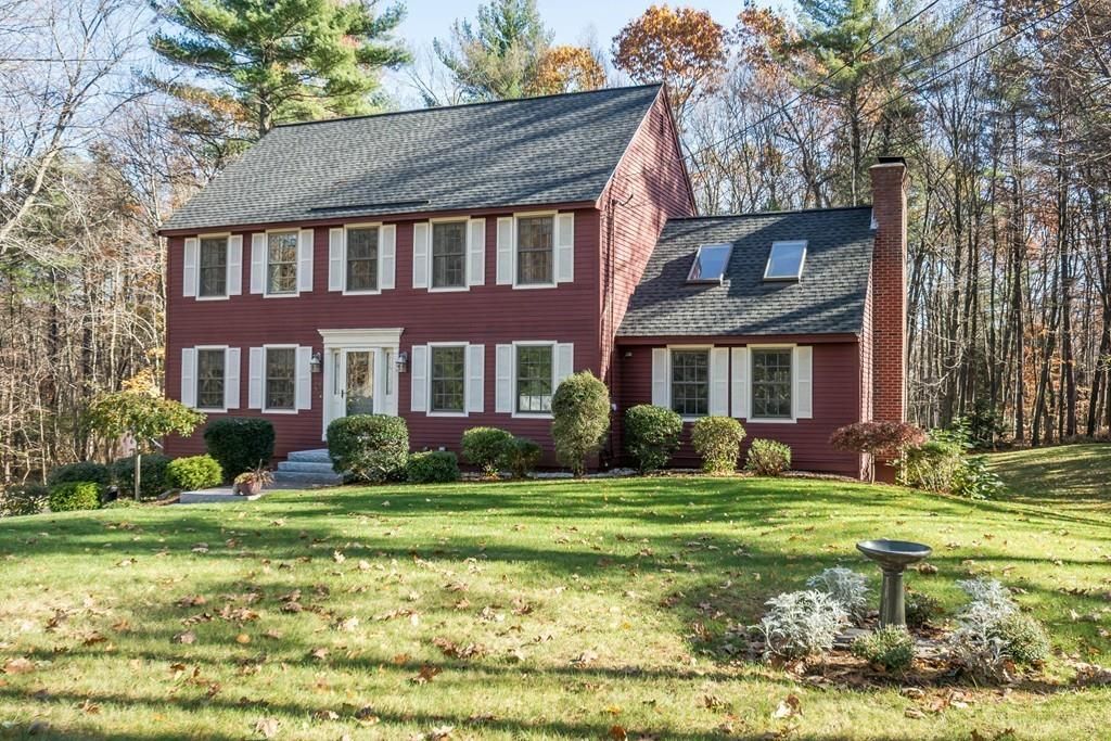 43 Munroe Dr, East Hampstead, NH 3 Bed, 3 Bath SingleFamily Home