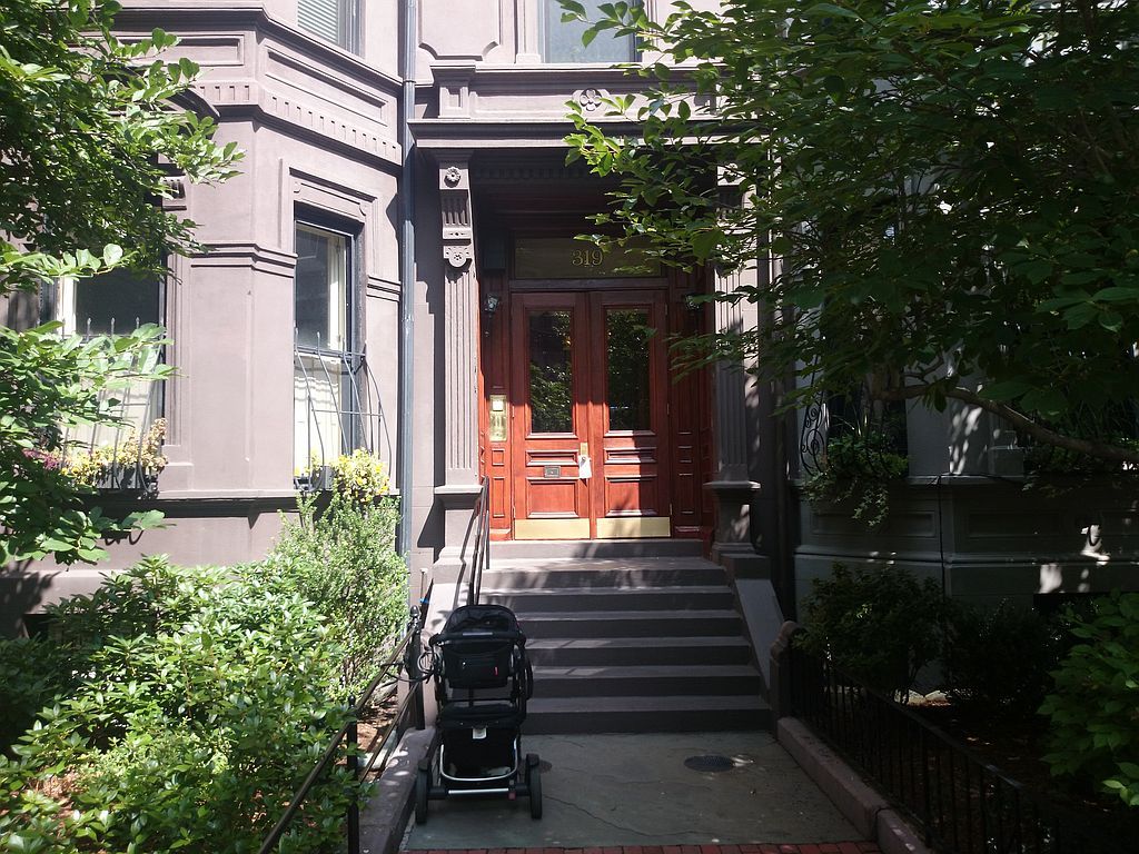 319 Marlborough St #1, Boston, MA 02116