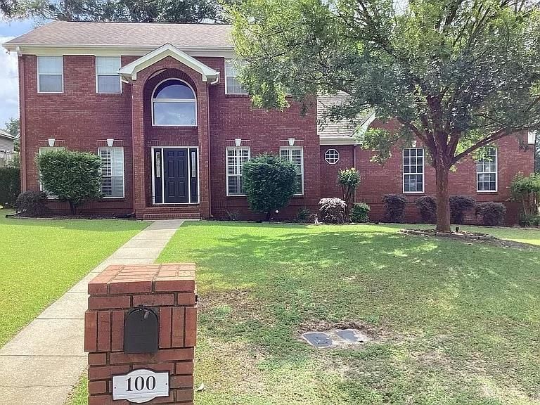 100 Lake Ridge Dr, Enterprise, AL 36330 SingleFamily Home for Sale
