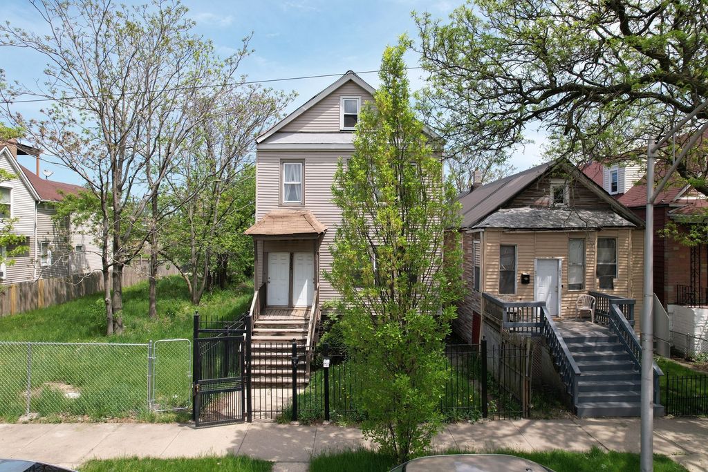 5755 S Princeton Ave, Chicago, IL 60621