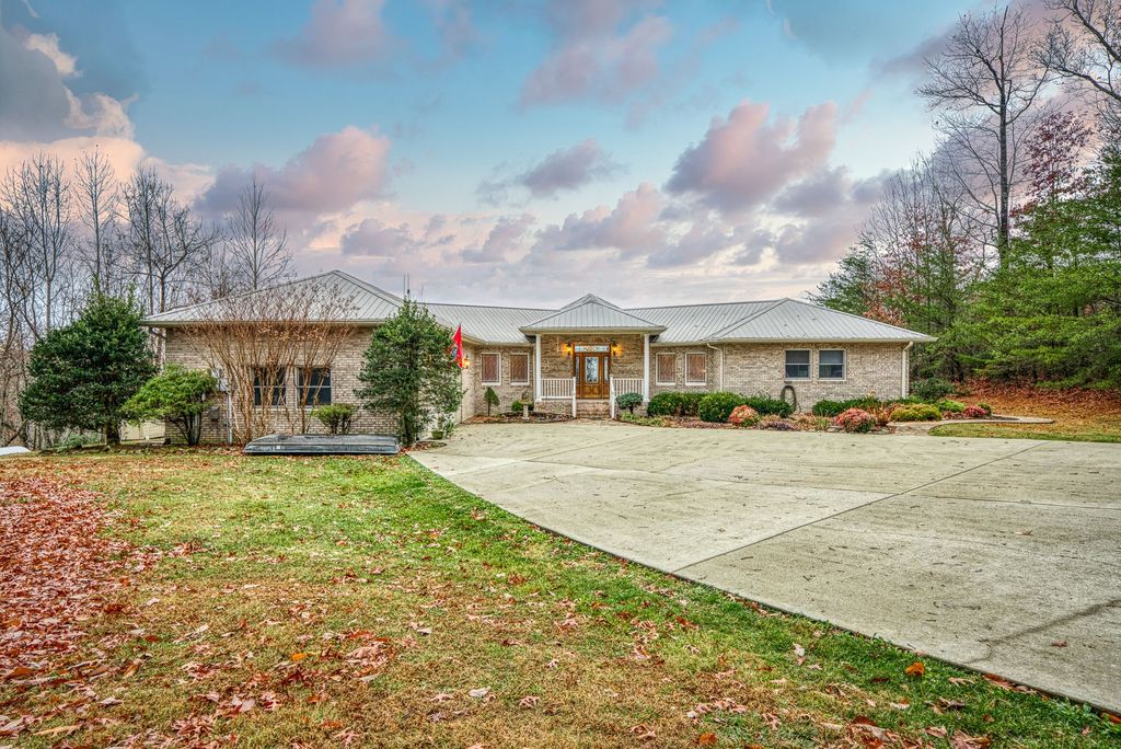 2024 Low Gap Rd, Sparta, TN 38583 MLS 2596541 Trulia