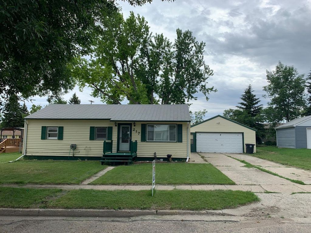 217 3rd St NW, Tioga, ND 58852 Trulia