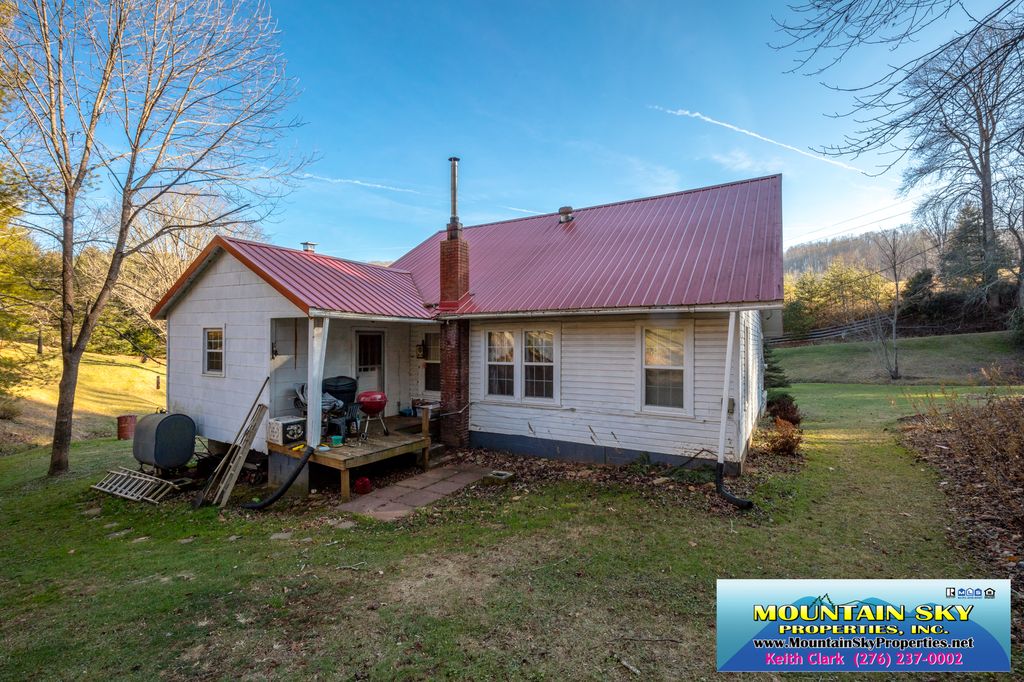 413 Silverleaf Rd, Dugspur, VA 4 Bed, 1 Bath SingleFamily Home 98