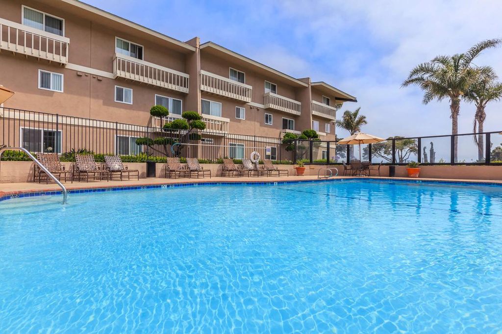 Ventura 2 Bedroom Rentals