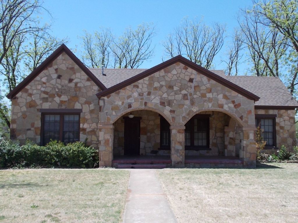 811 N Munday Ave, Munday, TX 76371 Trulia