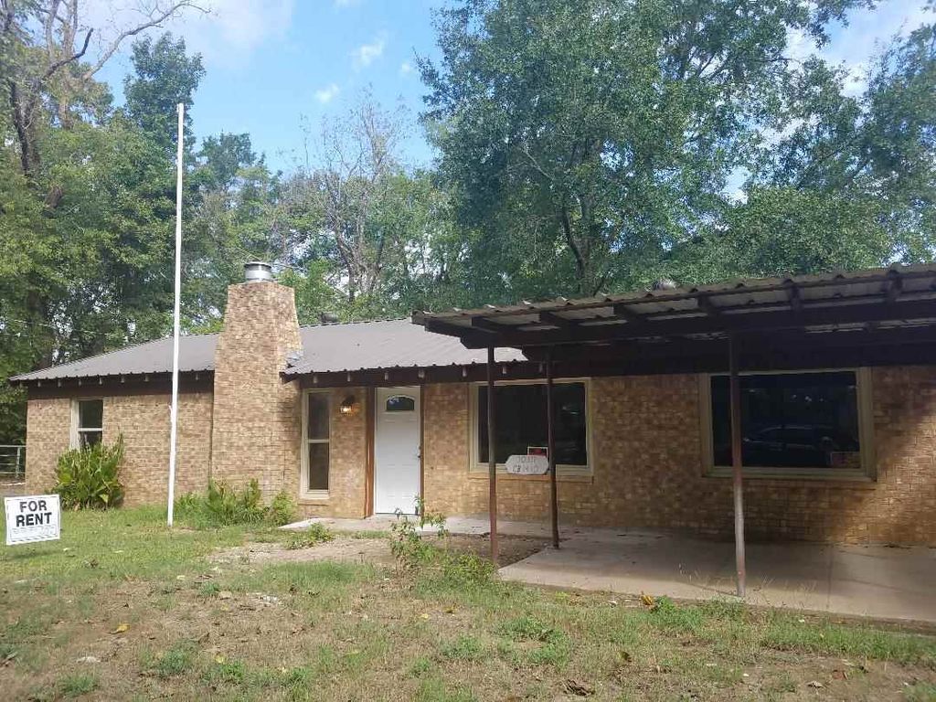 10311 County Road 144D, Overton, TX 75684