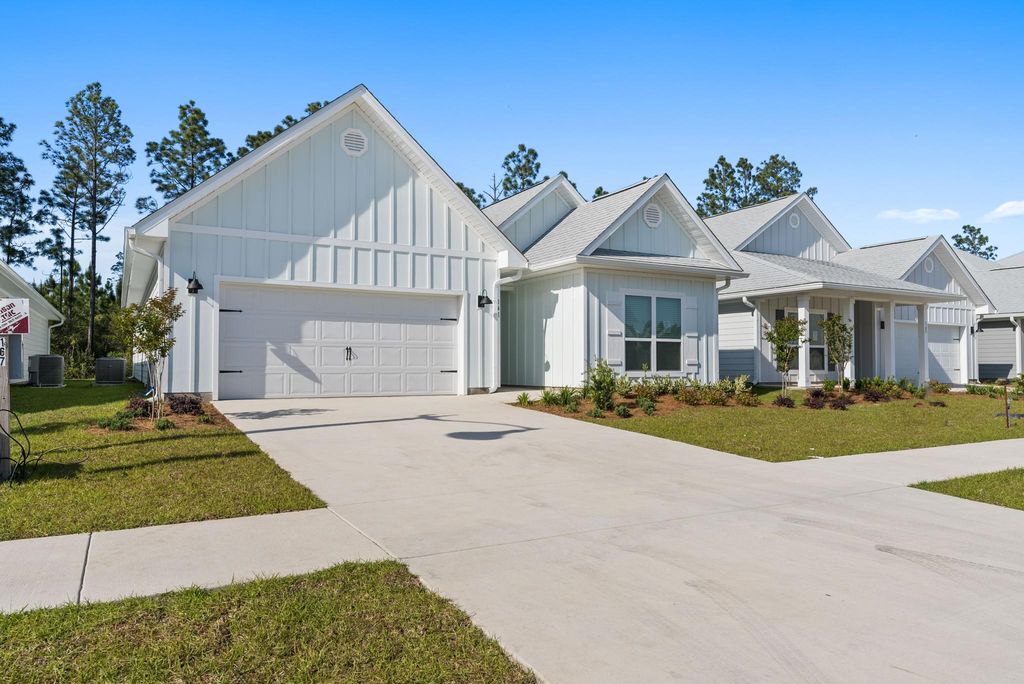 141 Butler Cv, Panama City Beach, FL 32413