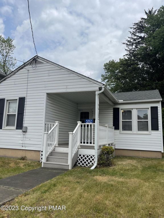 592 N Courtland St, East Stroudsburg, PA 18301 Trulia