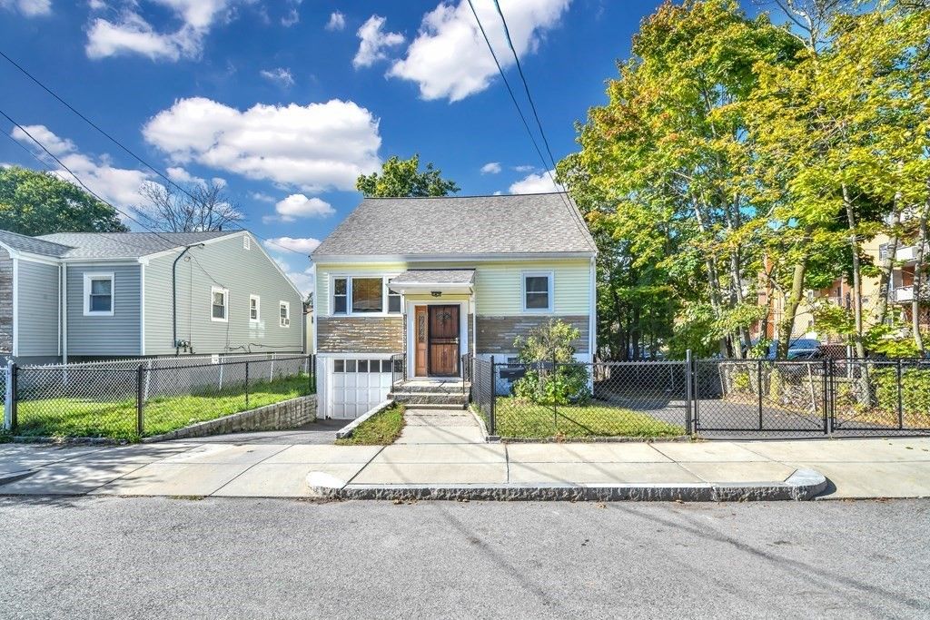 34 Banfield Ave, Mattapan, MA 02126