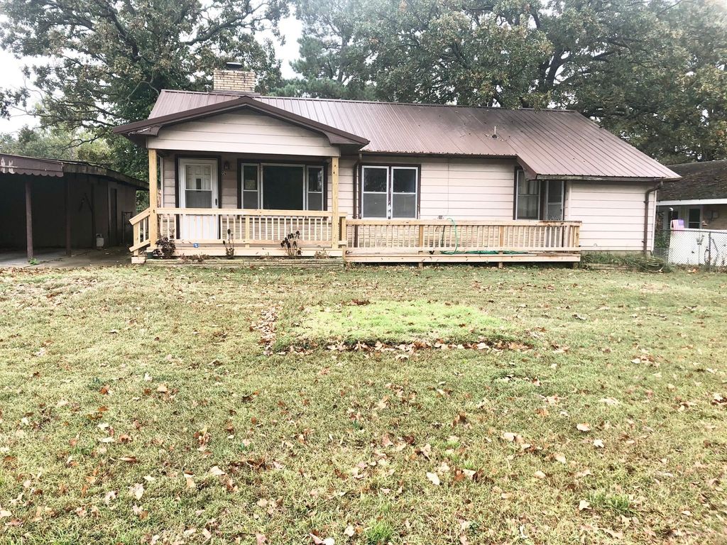 224 W Delaware St, Jay, OK 74346