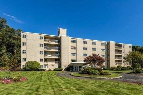 300 Park Terrace Dr #309, Stoneham, MA 02180