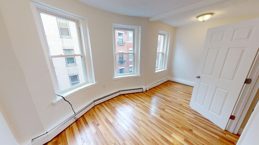 35 Sheafe St #6, Boston, MA 02113