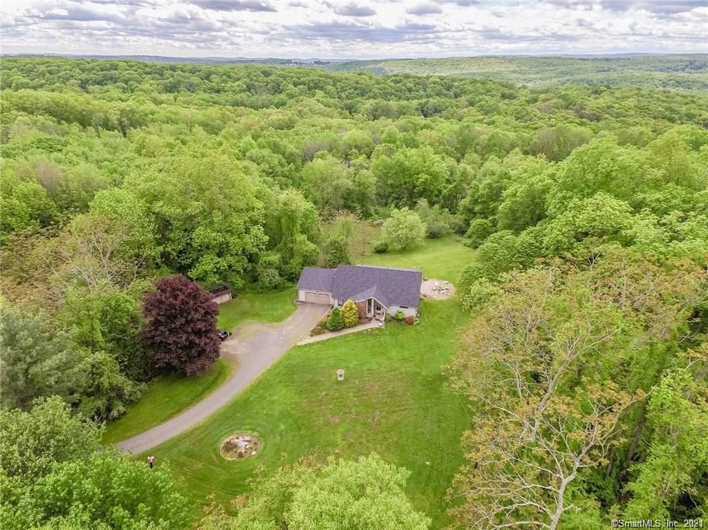 196 Brown Brook Rd, Southbury, CT 06488