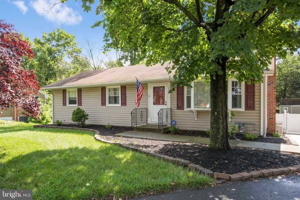 186 Hanover St, Pemberton, NJ 3 Bed, 2 Bath 19 Photos Trulia