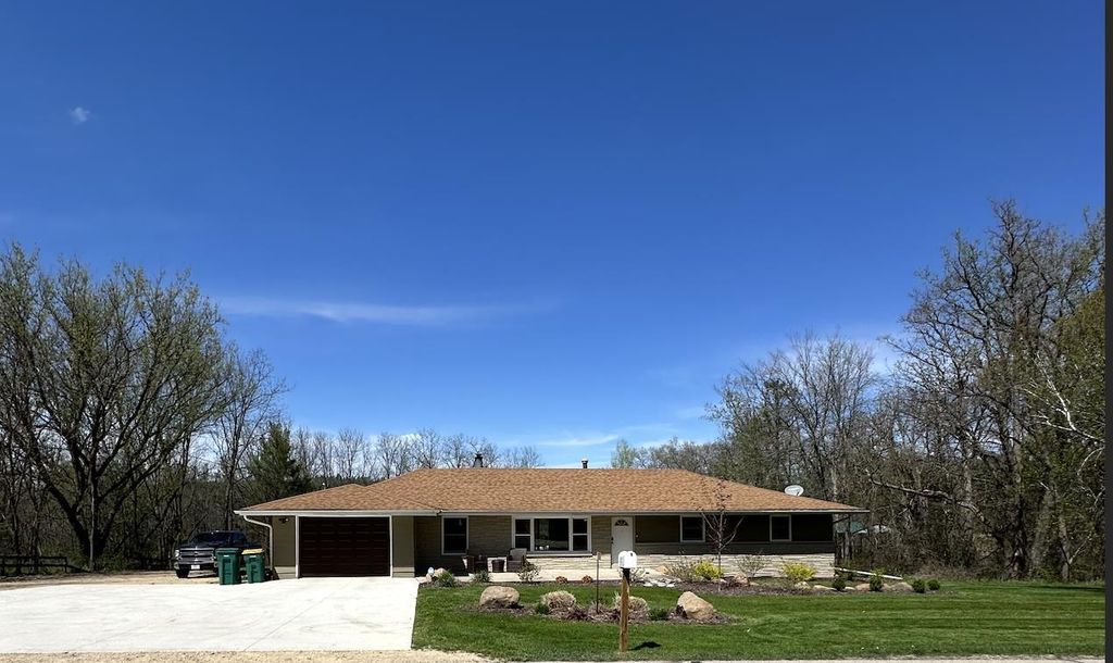 W8210 Kent Road, WI 53955 Trulia