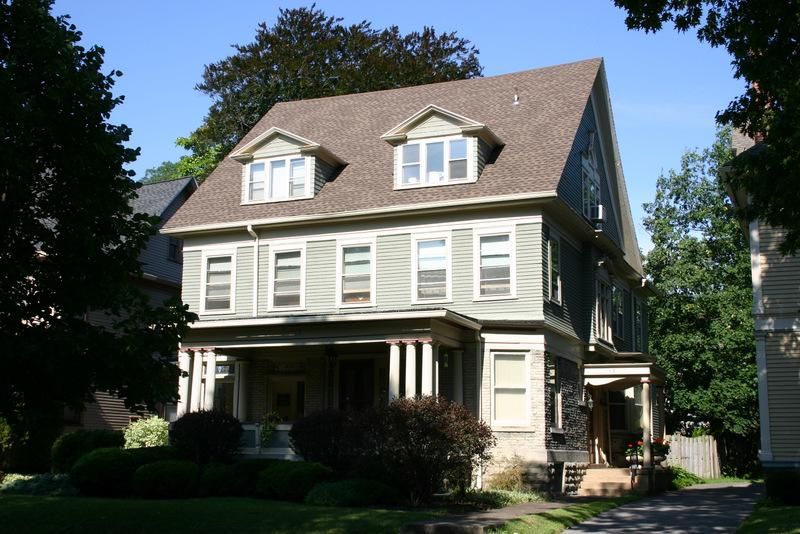 17 Buckingham St #3, Rochester, NY 14607