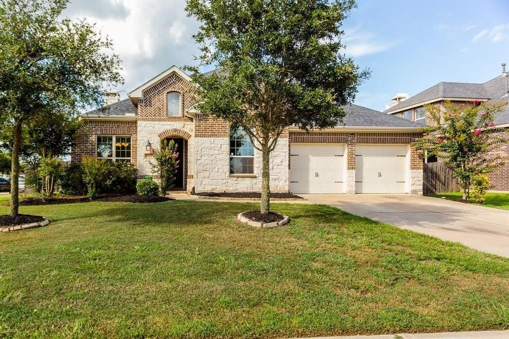 7919 Summer Night Ln, Rosenberg, TX 77469
