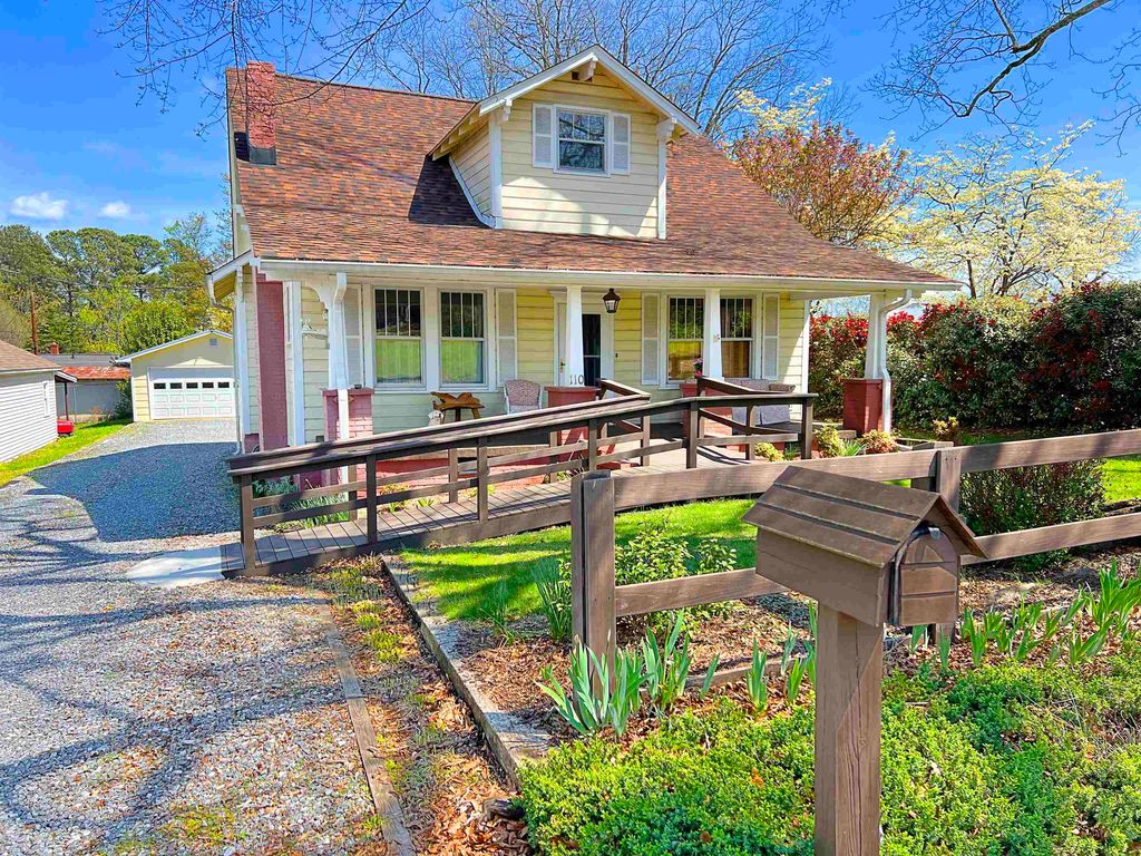 110 N Lyles Ave, Landrum, SC 29356 Trulia