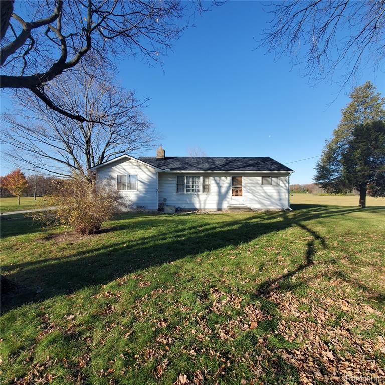 11120 Dexter Pinckney Rd, Pinckney, MI 48169