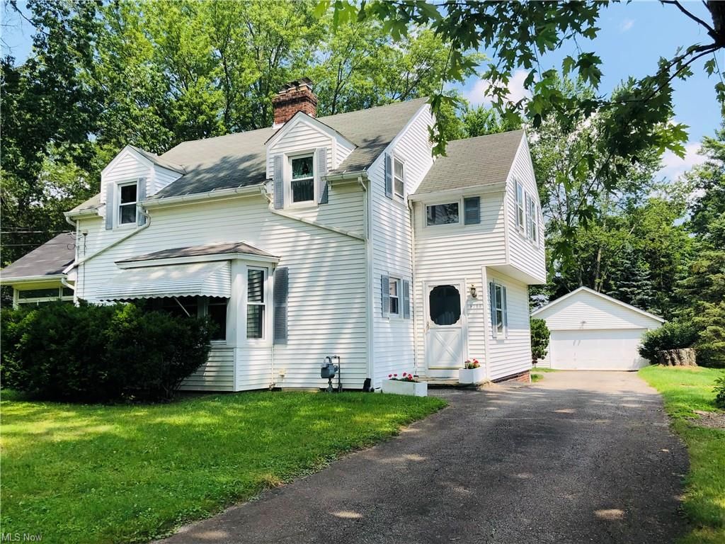9183 S Leroy Rd, Westfield Center, OH 44251