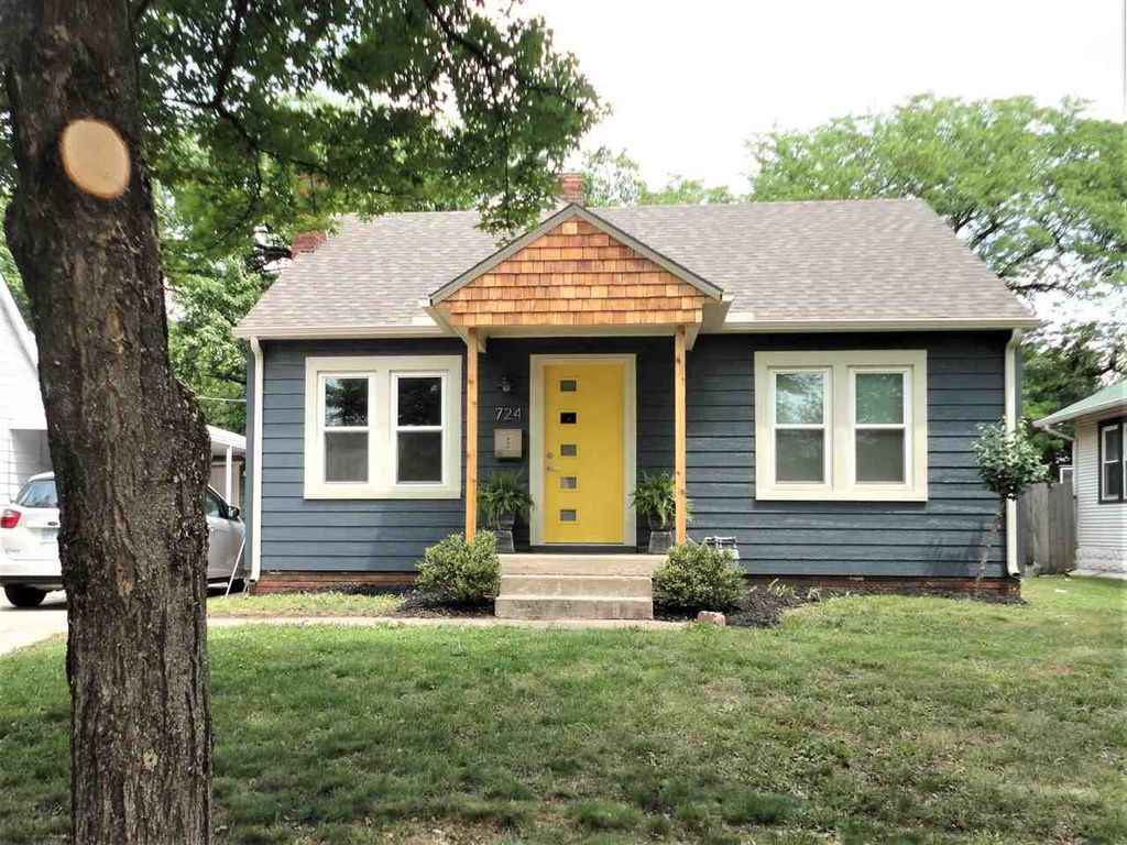 724 S Holyoke Ave, Wichita, KS 67218