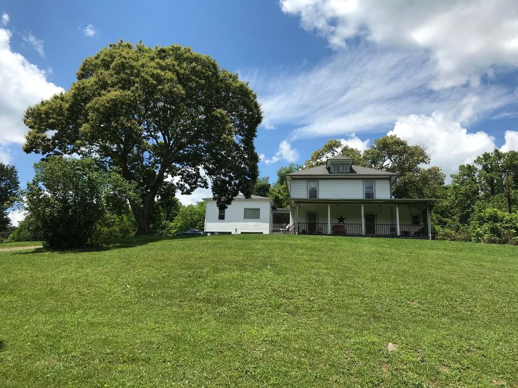 1046 Wolf Creek Rd, Narrows, VA 24124 Trulia