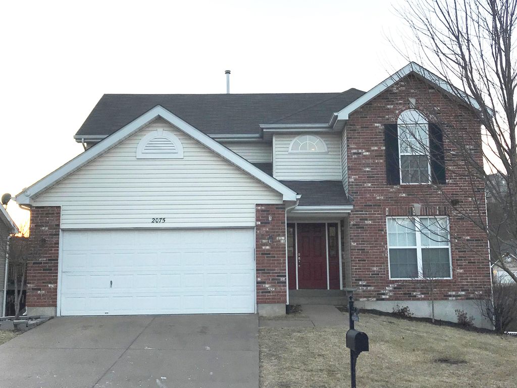 2075 Shetland Path, High Ridge, MO 63049