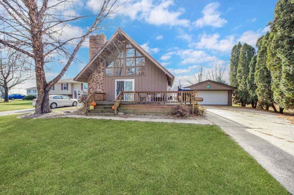 1019 Iowa St, La Porte City, IA 50651 Trulia