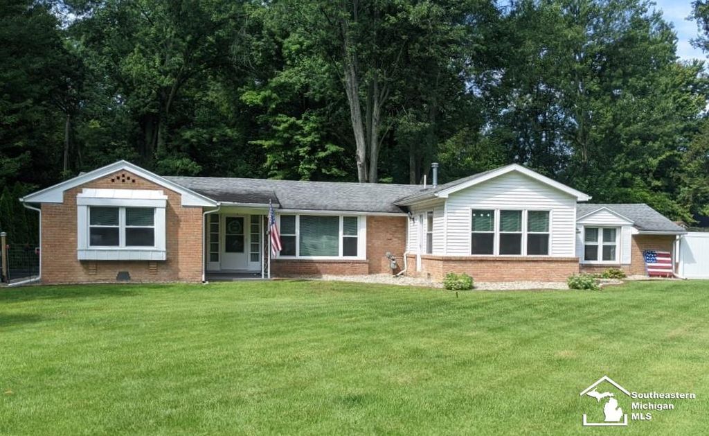 7707 Secor Rd, Lambertville, MI 48144 Trulia