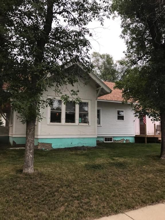 15 1st St SE, Gwinner, ND 58040 Trulia