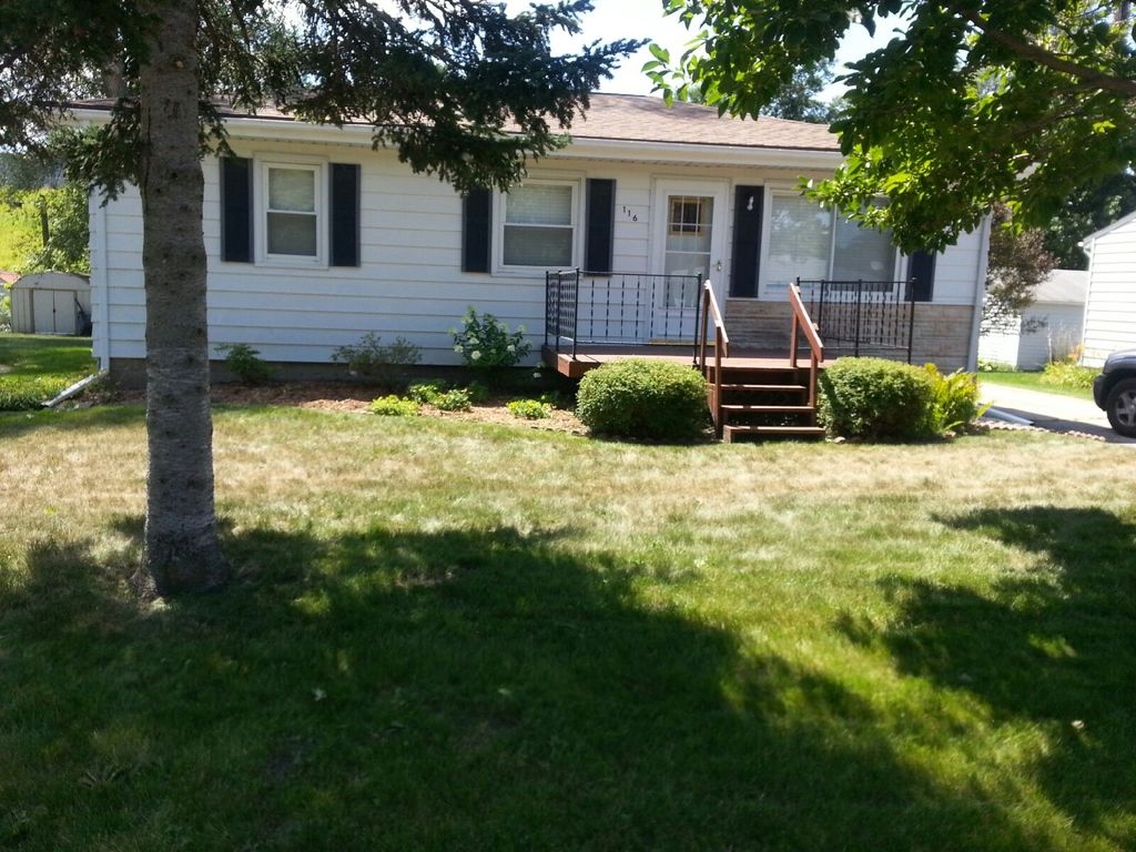 116 Michigan Dr, Elk Run Heights, IA 50707 Trulia
