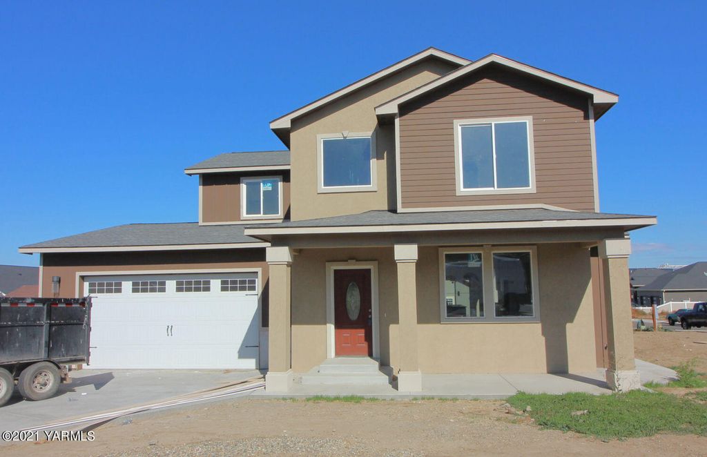 321 Ivone Dr, Sunnyside, WA 98944