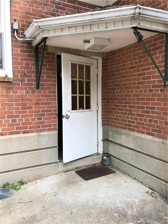 347 Weber Ave #13, Stratford, CT 06615