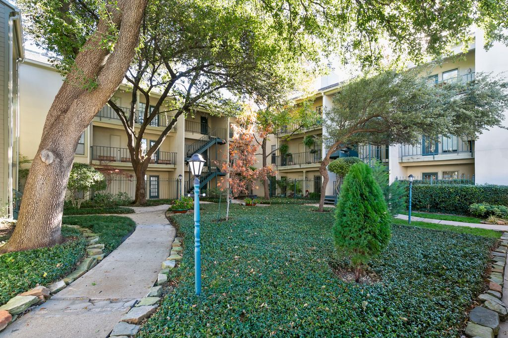 3105 San Jacinto St #A, Dallas, TX 75204