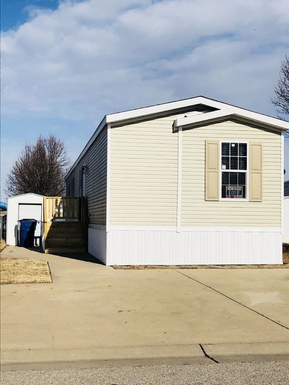 1400 E Kay Ave #KA110, Haysville, KS 67060
