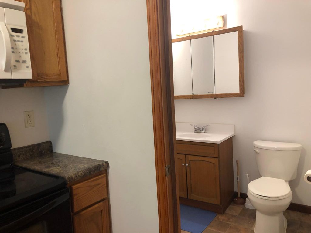 1505 Broadway #A, Chesterton, IN 46304