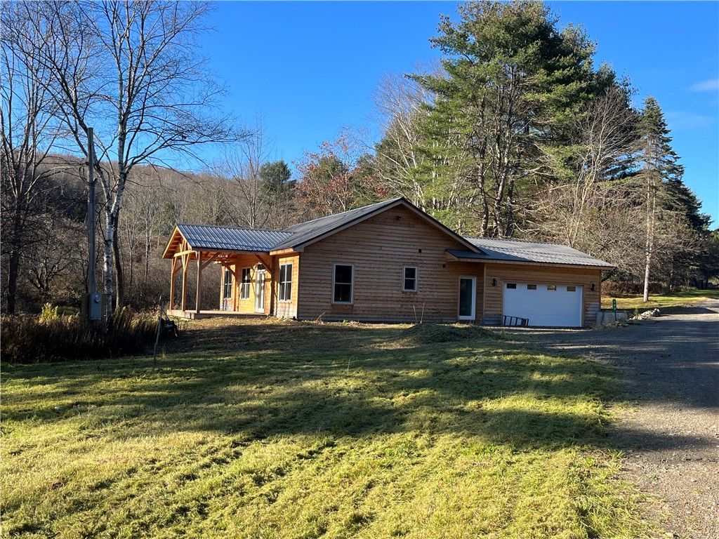 193 Pottery Ln, Cooperstown, NY 13326