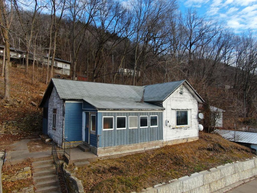 354 Spring STREET, Lynxville, WI 54626 MLS 1860320 Trulia