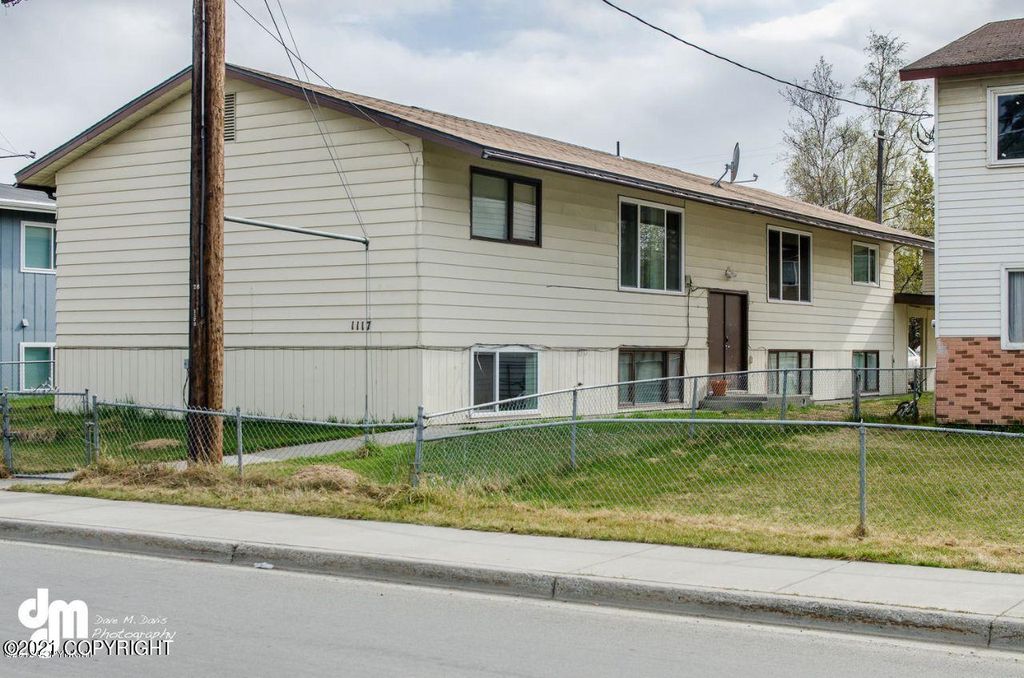 1117 Karluk St, Anchorage, AK 99501