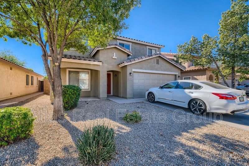 1659 E Bradstock Way, San Tan Valley, AZ 85140