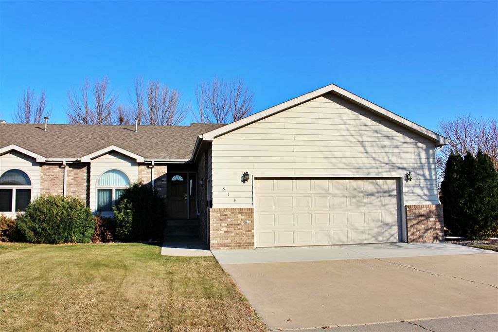 813 16th Ave SE, Minot, ND 58701 Trulia 813 16th Ave SE, Minot, ND 58701 Trulia