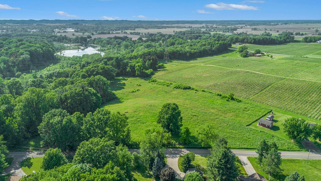 Singer Lake Trl, Baroda, MI 49101 MLS 24026108 Trulia