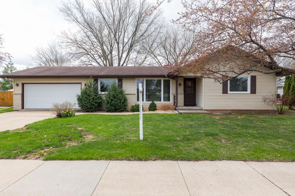 2485 W 9th Ave, Oshkosh, WI 54904 Trulia