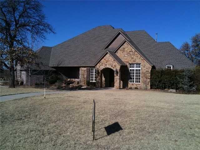 2511 Crestwood Dr, Edmond, OK 73034