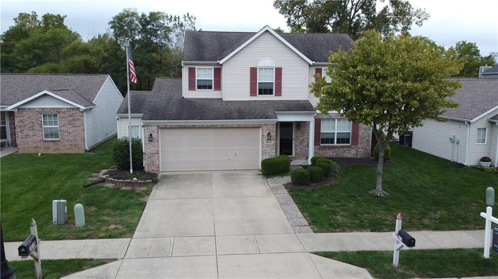 3818 Grove Tree Ln, Indianapolis, IN 46203