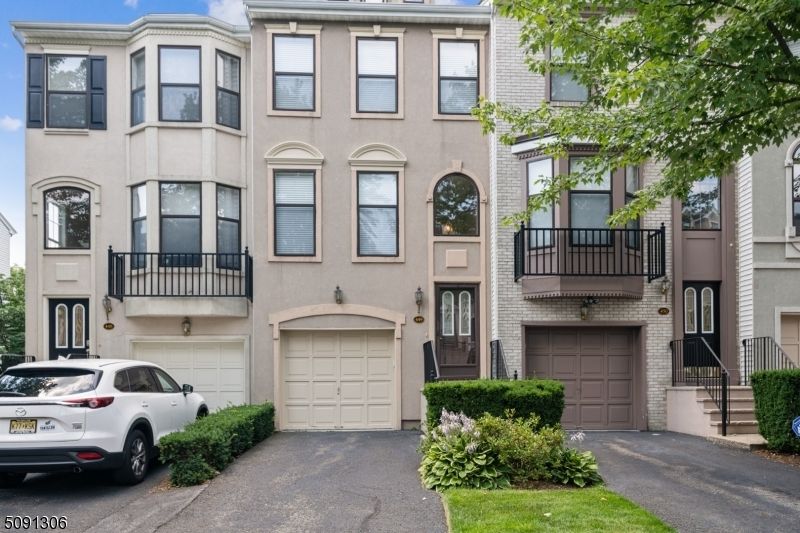 449 Hartford Dr Nutley Nj 07110 Mls 3730034 Trulia