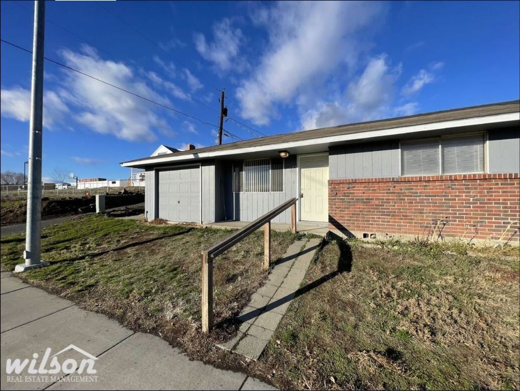 8101 8103 Tieton Drive (1105) Yakima, WA Trulia