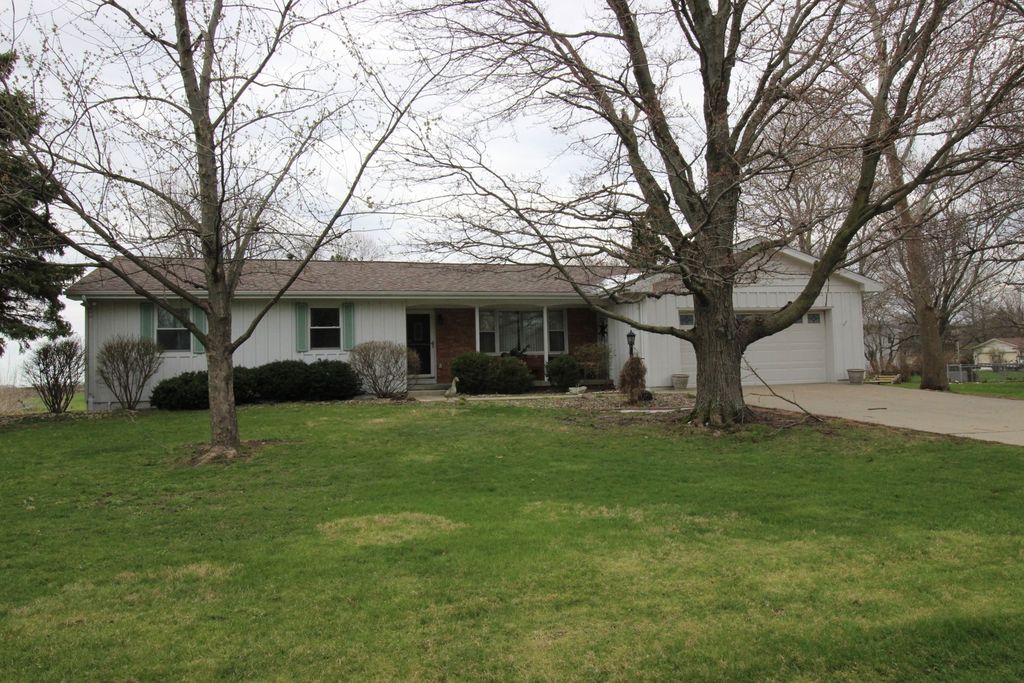 126 Hunt St, Towanda, IL 61776 Trulia
